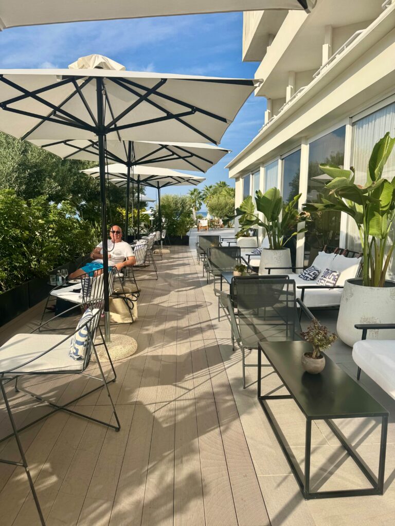 Outside area of HL Lounge